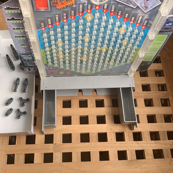 Battleship - The Tactile Combat Game - Picture 3 of 16